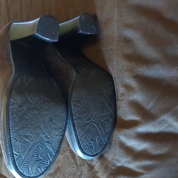 Brown soft slouch boots - Picture 6 of 7